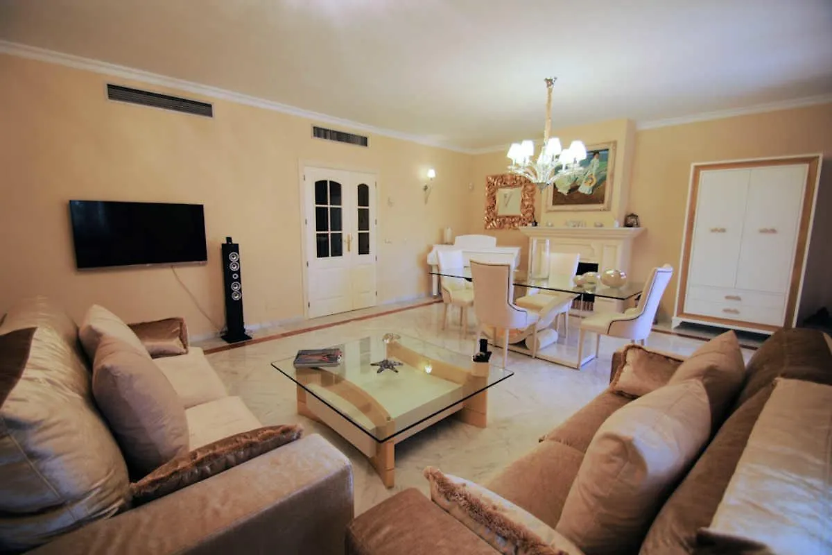 Villa Victoria Marbella 0*,
